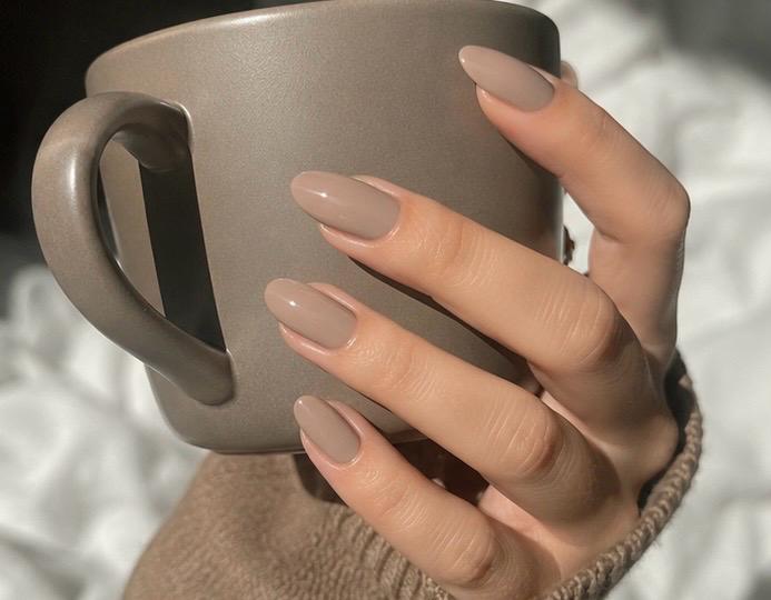 Classic Nude Almond Press-On Nails – 24PCS Premium Nail Set