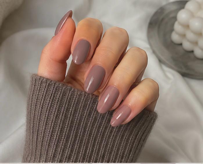 Elegant Taupe Glossy Almond Press-On Nails – 24PCS Premium Nail Set