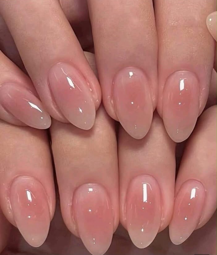 Glossy Blush Pink Ombre Press-On Nails – 24PCS Almond Nail Set